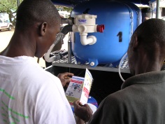 LIBERIA: Oppdrag for Kirkens Nødhjelp i Liberia der vann- og sanitærtiltak ble satt i verk etter borgerkrigen i 2003.